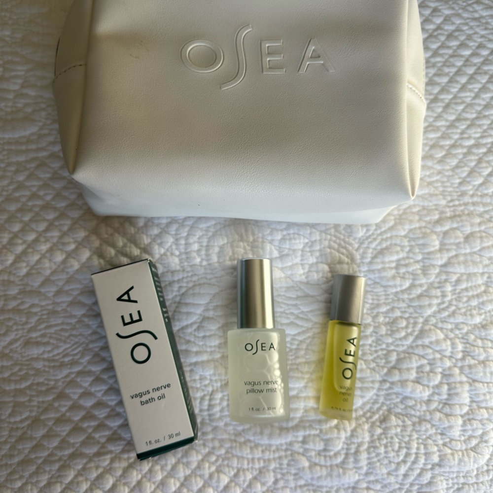 Osea Vagus Nerve Travel Set with Bag